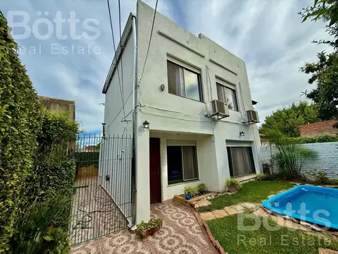 Depto Tipo Casa en Venta de 3 dormitorios