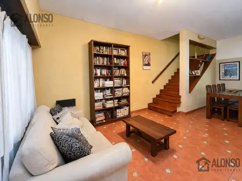 Depto Tipo Casa en Venta de 3 dormitorios
