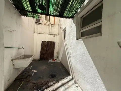 Depto Tipo Casa 2 ambientes con 1 baño