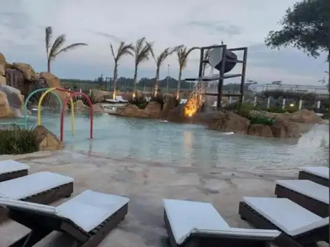 TERRENO EN BARRIO PRIVADO DEVELOPER PARK