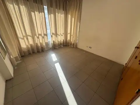 Departamento 4 ambientes con balcón