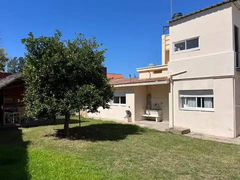 CASA Y DEPARTAMENTO EN VENTA TOTAL TRES UNIDADES BARRIO ARGUELLO