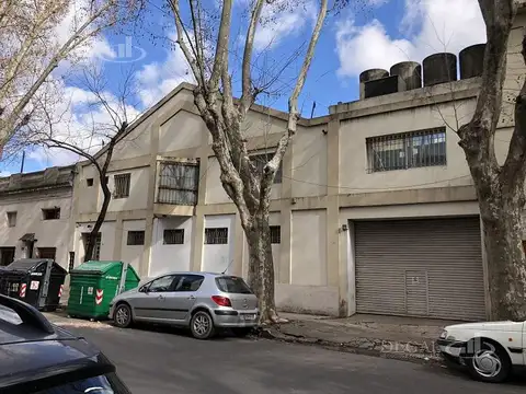 Galpon en Venta 26  mts Frente