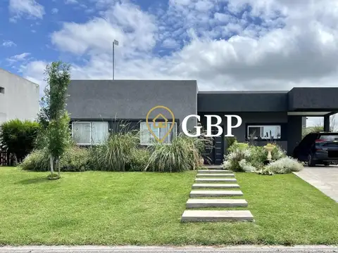 Casa en venta en Canning Barrio San Lucas