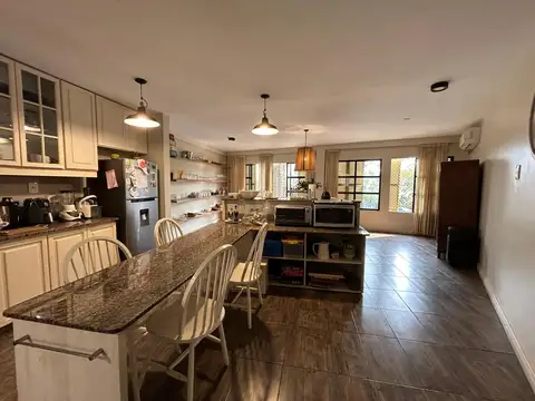 Casa en Venta al Oeste