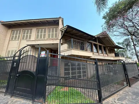 Casa en Venta de 5 dormitorios