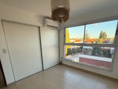 Departamento en Alquiler en Haedo, $ 850.000