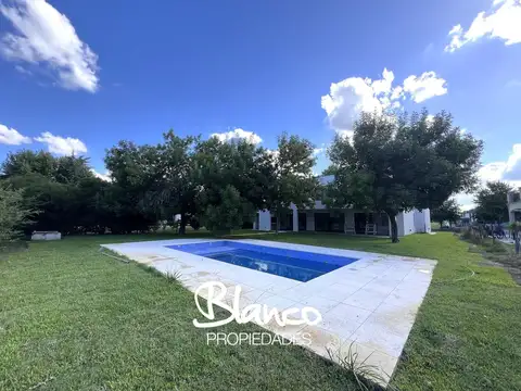 Casa en Venta en Haras Santa Maria, USD 480.000