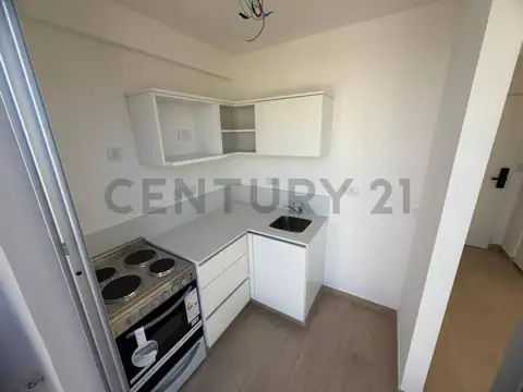 Montañeses 2200, Piso 0