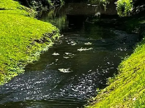 CASA TIPO DÚPLEX EN VENTA – BARRIO PRIVADO “EL CAUCE” CITY BELL