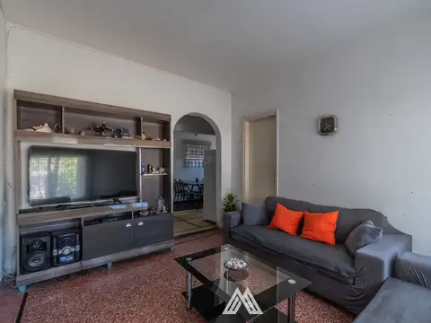 Venta casa 2 dorm. + apto + barbacoa Las Acacias