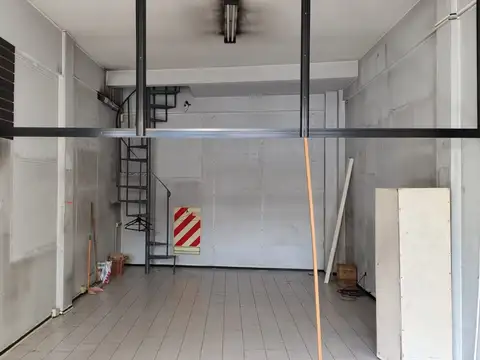 Local en Alquiler en Flores, $ 1.600.000