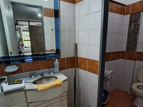 Local en Alquiler Via Púb.