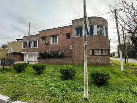 CASA EN ALQUILER - CAÑUELAS