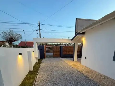 Casa 3 ambientes con 1 baño