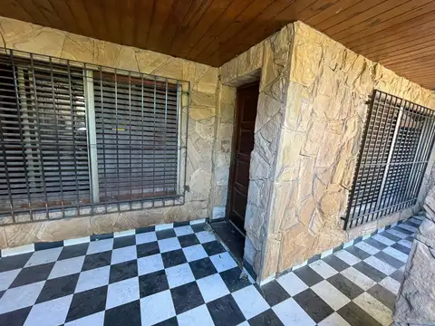 Casa en Venta en Lanús Este, USD 80.000