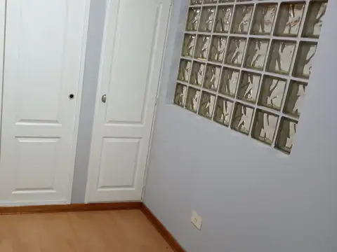Depto Tipo Casa en Alquiler de 2 dormitorios