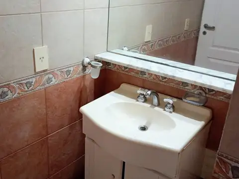 Depto Tipo Casa en Alquiler 22 años