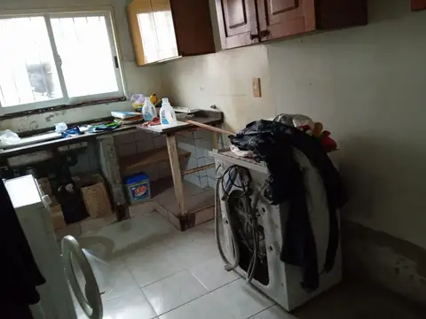 VIVIENDA MULTIFAMILIAR + LOCAL VENTA MONTE CASTRO