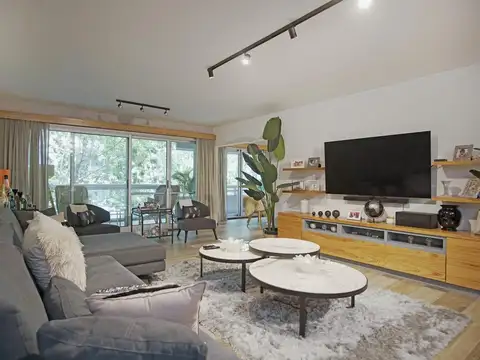 Departamento en Venta con 2 cocheras
