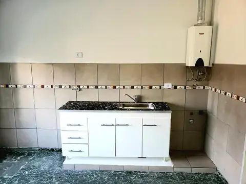 Departamento 3 ambientes con 1 baño