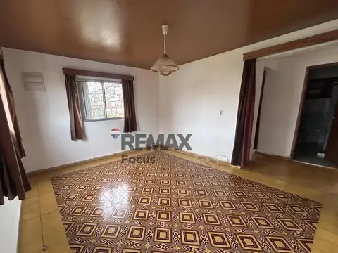 Casa 3 ambientes con 1 baño