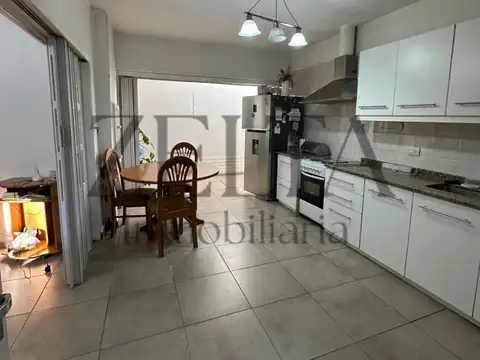 Casa en Venta en Godoy Cruz, USD 120.000