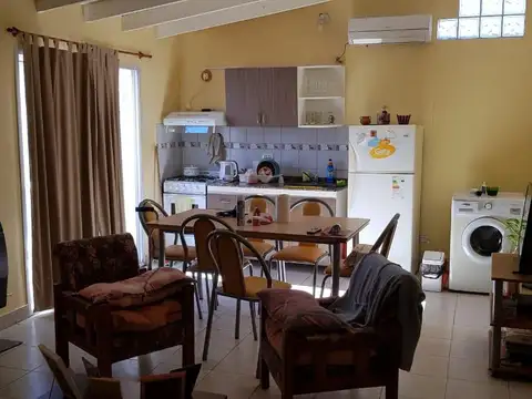 Casa 7 ambientes con 3 baños