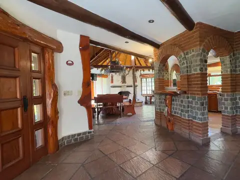 Casa en Venta en Los Acantilados, USD 220.000