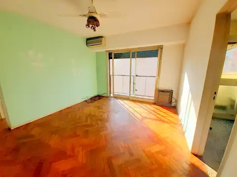 Ciudad De La Paz 2100, Piso 8