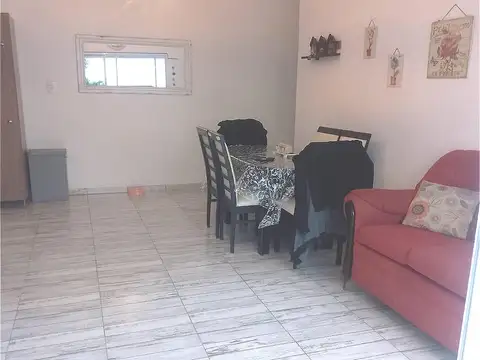 Depto Tipo Casa en Venta de 3 ambientes