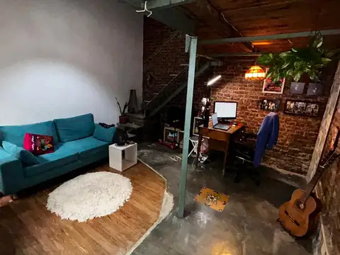 PH Parque Avellaneda 2 Ambientes y Medio con Patio y Terraza Lateral