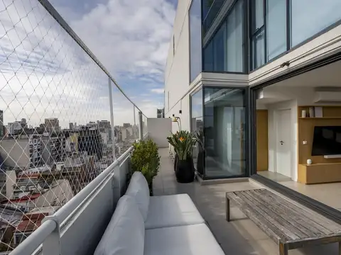 Departamento en Alquiler con 2 cocheras