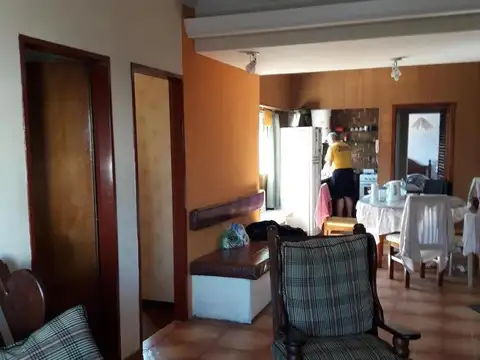 Departamento 4 ambientes con 1 baño