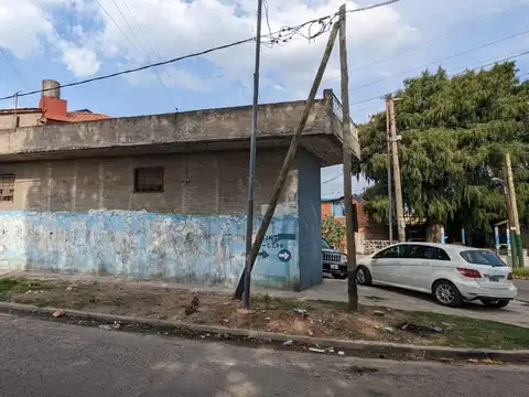 CASA Y GALPON