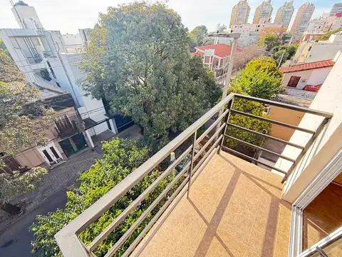 Departamento en Alquiler en Alto Alberdi, $ 550.000
