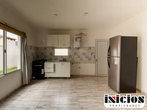 Hermosa Casa a estrenar - C1075
