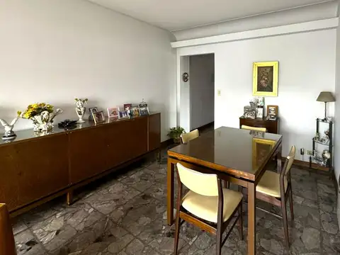 Departamento en Venta en Parque Centenario, USD 143.900