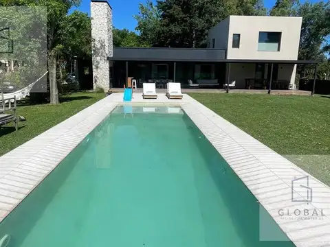 Casa en Venta de 4 dormitorios