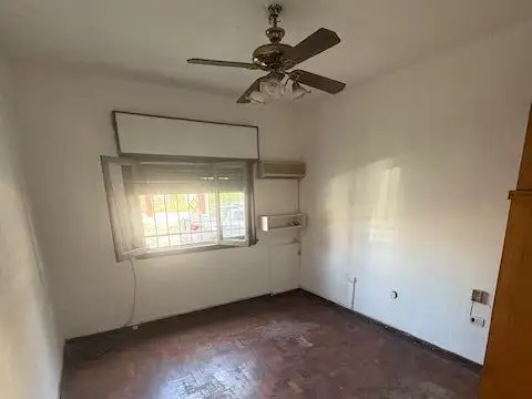 Depto Tipo Casa en Venta en Sarandi, USD 58.000