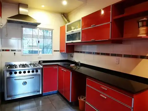 Depto Tipo Casa en Venta de 4 dormitorios