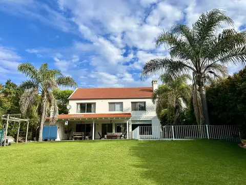 Casa en Alquiler de 4 dormitorios