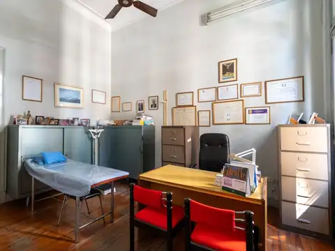 Depto Tipo Casa 11 ambientes con 2 baños