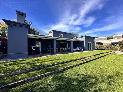 Casa en venta de una planta en Estancias del Pilar, piscina y 3 dormitorios.