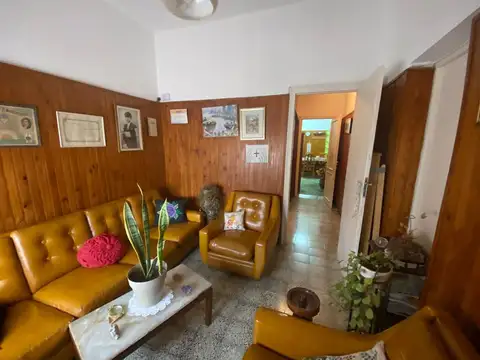 Casa en Venta en Capitan Bermudez, USD 131.000