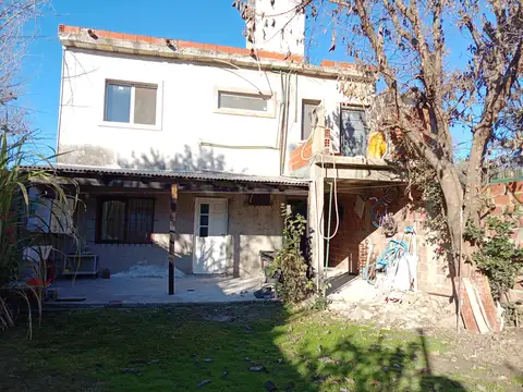 Casa en Alquiler en Don Torcuato, $ 900.000