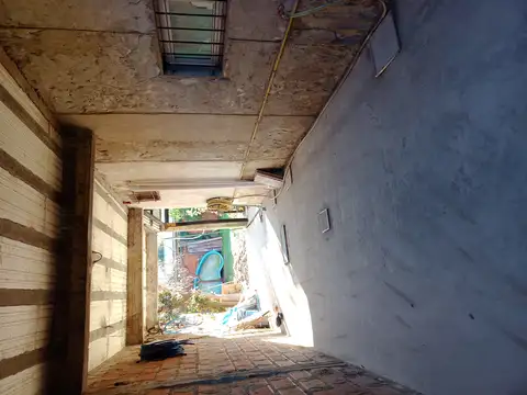 Casa en Alquiler con 1 cochera