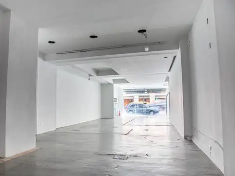 Av. Callao 1400, Piso 0