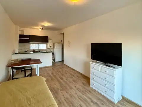 Departamento en Alquiler en Zárate, $ 750.000