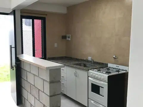 Departamento en Alquiler en Berazategui, $ 440.000
